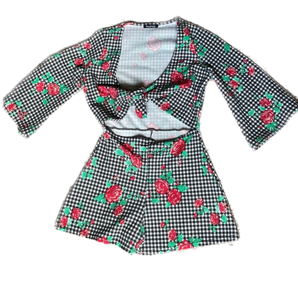 Gingham Floral Romper - Picture 2 of 8